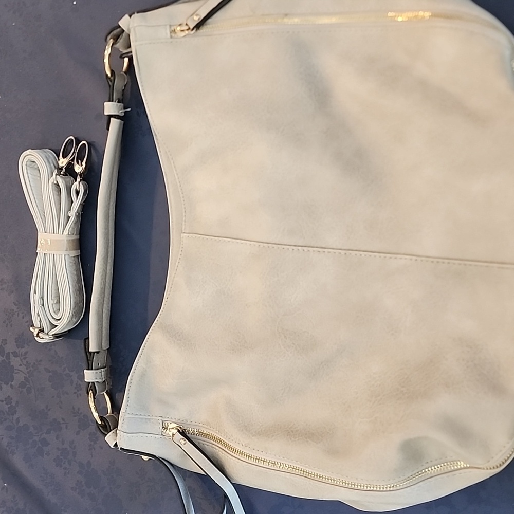 GREY FAUX LEATHER HOBO BAG